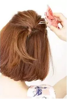 漂亮的儿童短发怎么扎 3岁儿童短发发型扎法