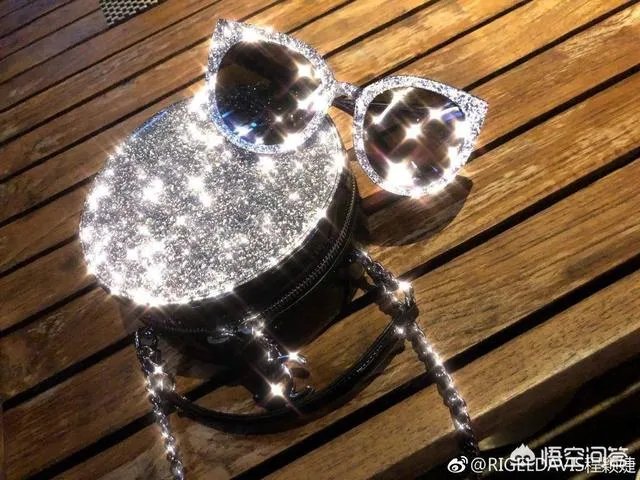 普通女生有什么途径可以成为名媛？