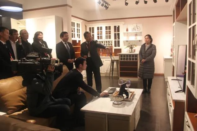 中华人民共和国国家工信部苗圩部长视察大信